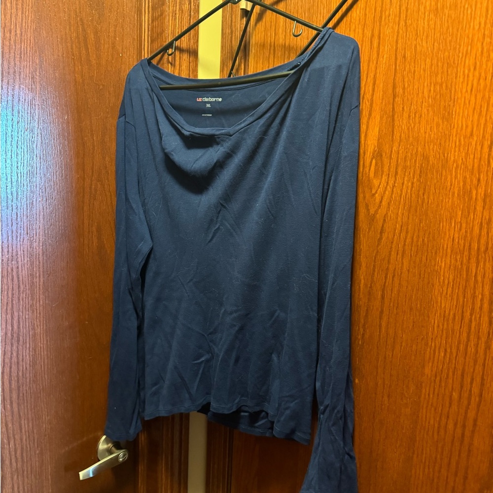 Liz Claiborne’s long sleeve T shirt 2 XL